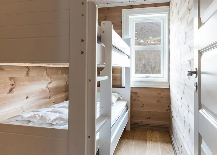 Apartment Fjellgrend 3 Bedrooms And Loft - 80d Stranda (More og Romsdal)